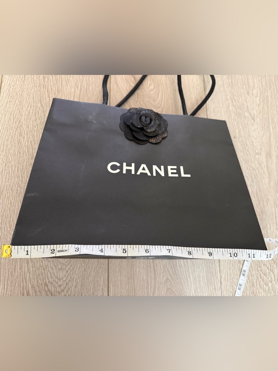 Handbags - Black Shopping Tote with White Camellia and Ribbon 🎀